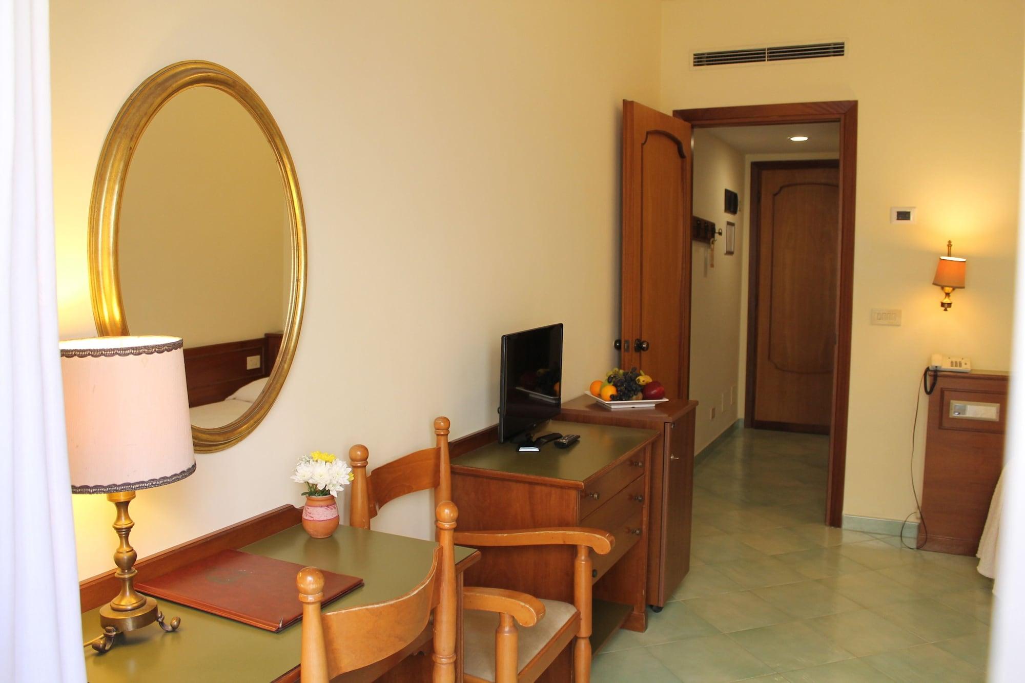 Hotel Terme Alexander Ischia Ngoại thất bức ảnh