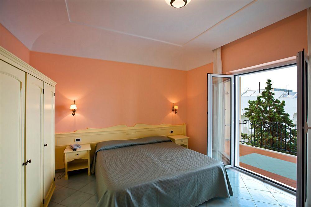 Hotel Terme Alexander Ischia Ngoại thất bức ảnh