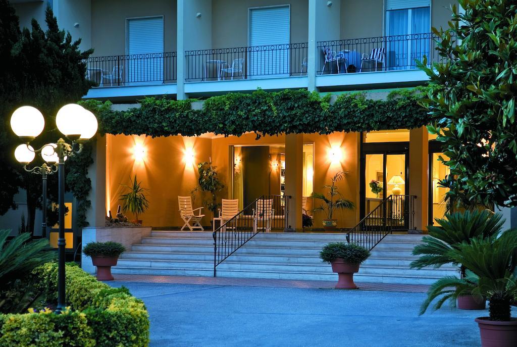 Hotel Terme Alexander Ischia Ngoại thất bức ảnh