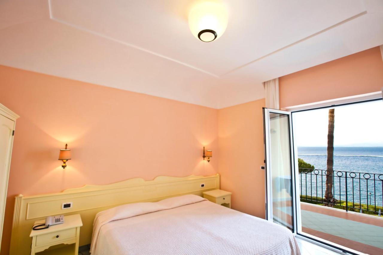 Hotel Terme Alexander Ischia Ngoại thất bức ảnh